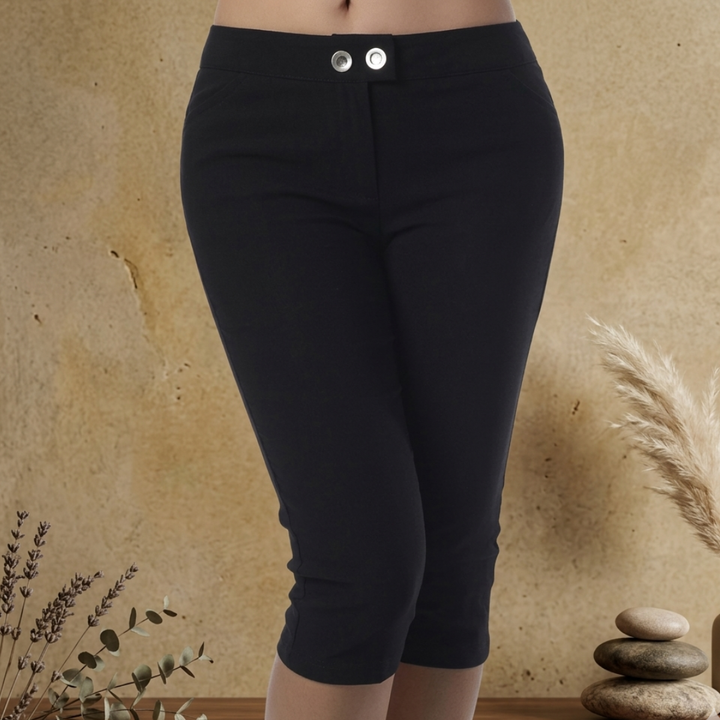 Calyra Slim Capris Pants